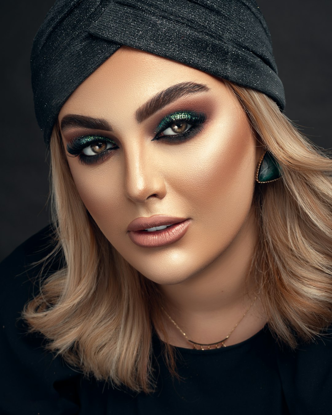 Editorial Makeup